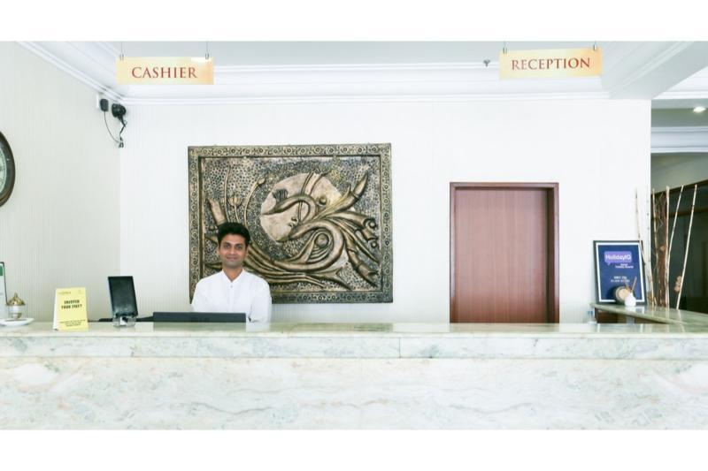 Treebo Komfort Suites, 3 Km From Mysore Palace Exterior photo